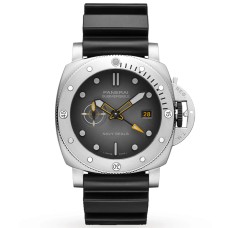 Panerai Submersible Navy SEALS GMT PAM01323 Super Clone Watch India | Swiss ETA P.900 Clone Movement